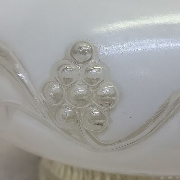 Vintage ceiling light fixture Art Deco glass globe ceramic base - Picture 6 of 7